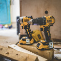 DCK2062D2T DeWALT 18V rinkinys