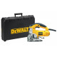 DW331K DeWALT 701 W - siaurapjūklis sunkiam darbui su rankena viršuje