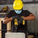DCD716D2 DeWALT 12V suktuvas-smūginis gręžtuvas (2x2.0 Ah)