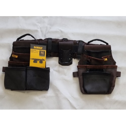 DWST50113-1 DeWALT odinė prijuostė su 2 skyriais