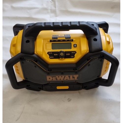 DCR027 DeWALT radijo grotuvas