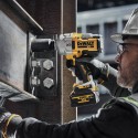 DCF961W1C DeWALT 18V smūginis veržliasukis 1/2" ir minkštas krepšys (1x8.0 Ah)