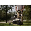 DCMWP134N DeWALT akumuliatorinė žoliapjovė + DCB118T2 DeWALT FLEXVOLT 54V baterijų ir kroviklio rinkinys (2x6.0 Ah)