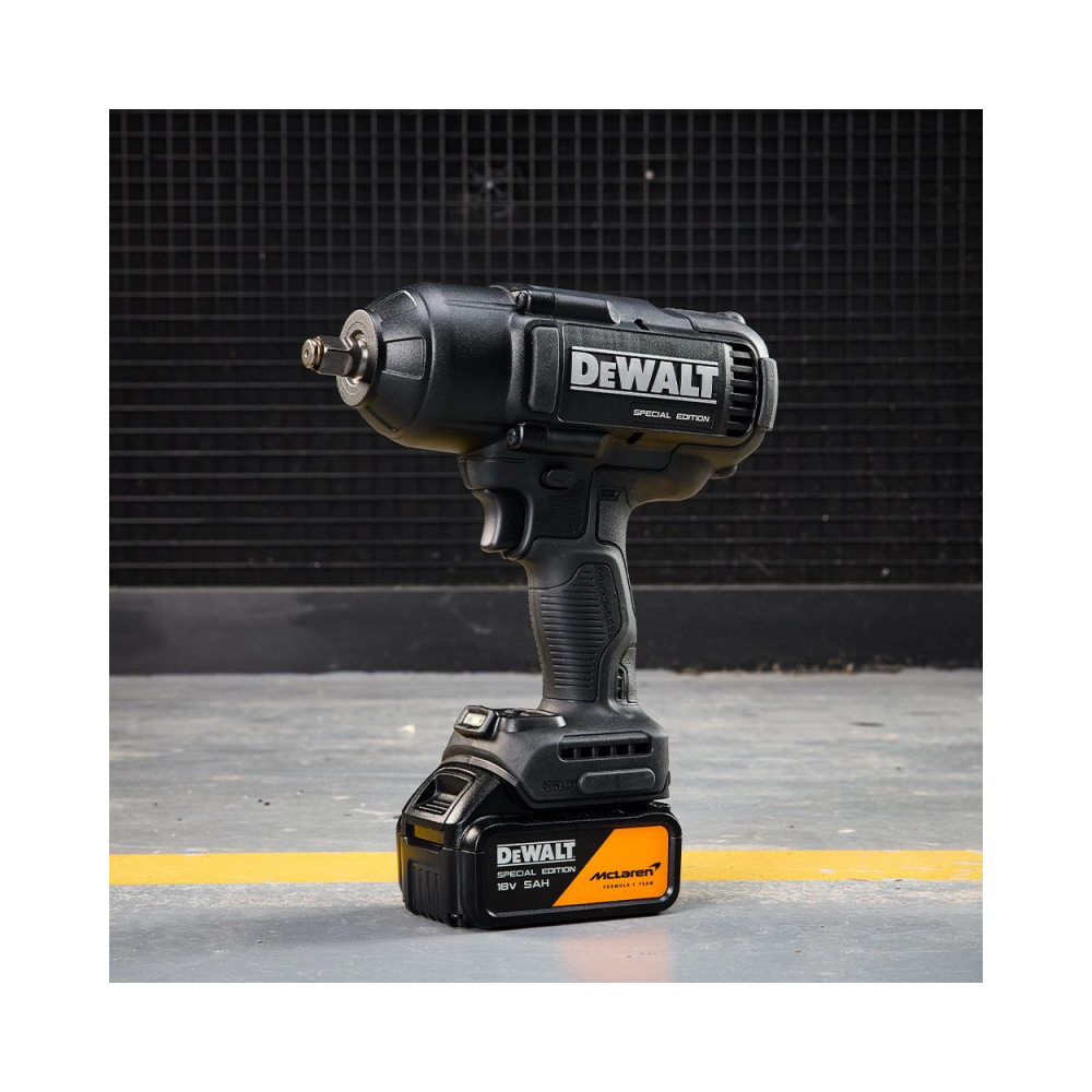 DCF99MNT DeWALT 18V XR 1/2″ aukšto sukimo momento smūginis veržliasukis